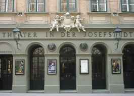Theater_inder_josefstadt_head_digi